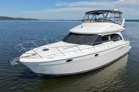 Meridian 411 Sedan Yacht For Sale