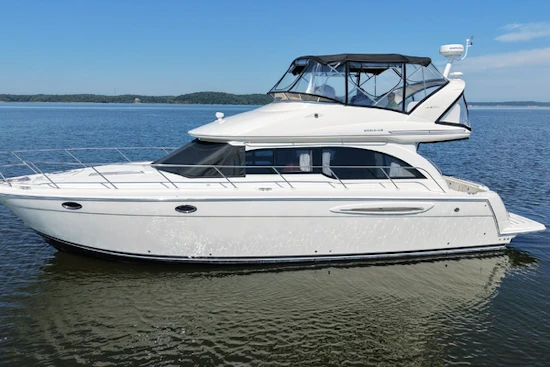 Meridian 411 Sedan Yacht For Sale