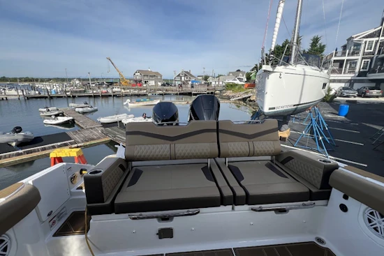 Monterey 30 Elite OB Yacht For Sale