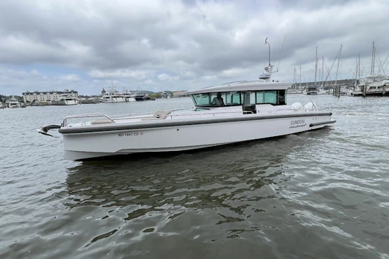 Axopar 37 XC Cross Cabin Yacht For Sale