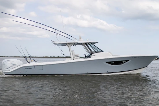 Pursuit S 378 Sport Yacht For Sale