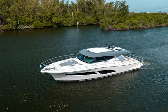 Riviera 465 SUV Yacht For Sale