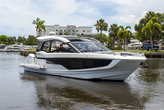 Galeon 375 GTO Yacht For Sale