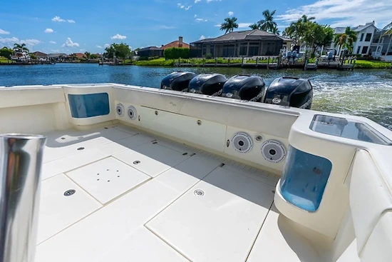 SeaVee 430 Fisharound Yacht For Sale