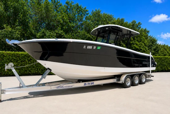 Robalo R302 Yacht For Sale