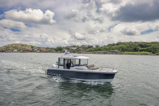 Nimbus C8 Yacht For Sale