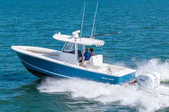 Regulator 31 Yacht For Sale