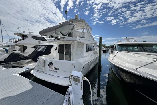 Navigator 4400 Yacht For Sale
