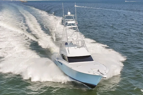 Hatteras 55 Convertible Yacht For Sale