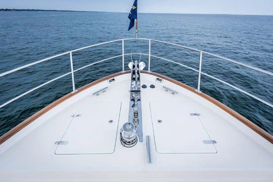 Hunt Yachts 56 Flybridge Yacht For Sale