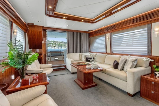 Hampton 760 Sky Lounge Motor Yachts Yacht For Sale