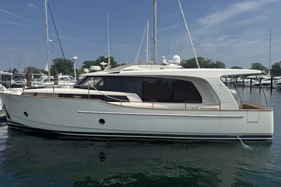 Greenline 40 Hybrid Yacht For Sale