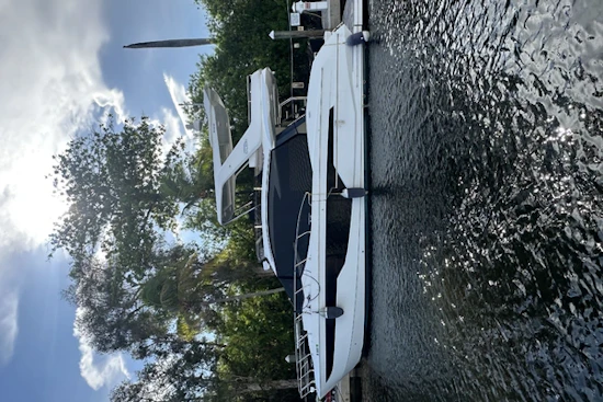 Galeon 500 FLY Yacht For Sale