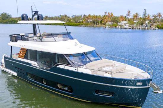 Azimut Magellano 60 Yacht For Sale