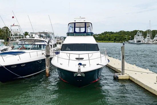 Sea Ray 52 Sedan Bridge Yacht For Sale