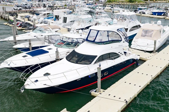 Sea Ray 52 Sedan Bridge Yacht For Sale