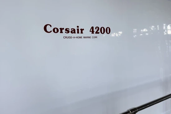 Cruise-A-Home Corsair 4200 Yacht For Sale