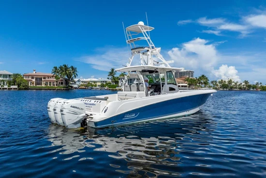 Boston Whaler  Yacht For Sale