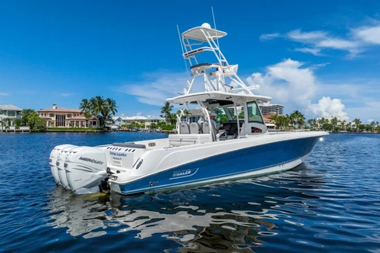 Boston Whaler  Yacht For Sale