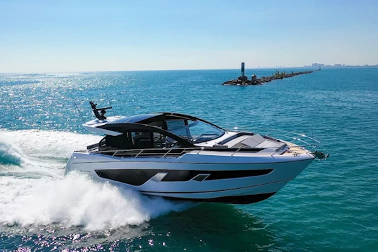 Sunseeker Predator 65 Yacht For Sale