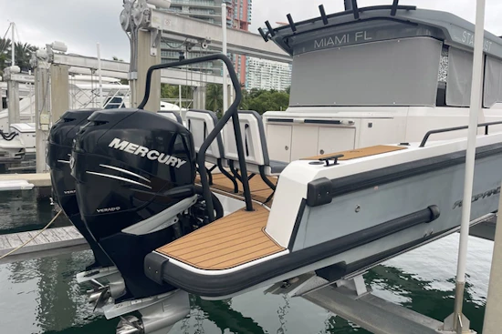 Axopar 37 XC Cross Cabin Yacht For Sale