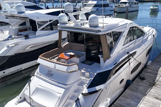 Regal 53 Sport Coupe Yacht For Sale