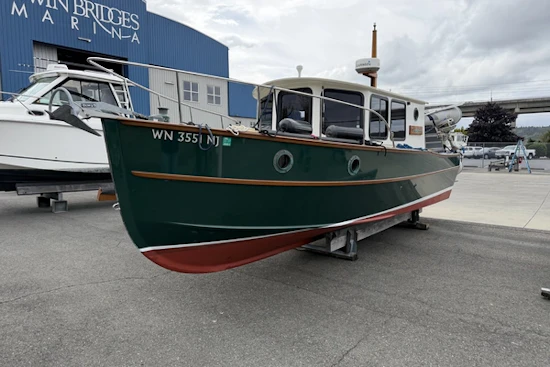 Devlin Surf Scoter 25 Yacht For Sale