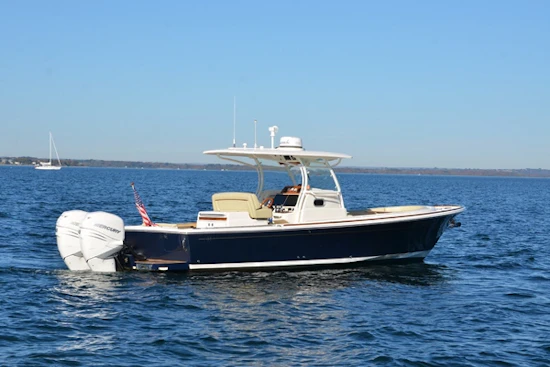 Hunt Yachts 32 CC Yacht For Sale