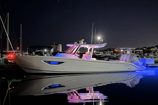 Pursuit S378 Yacht For Sale