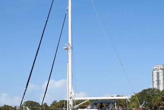 Hylas 54 RS Yacht For Sale