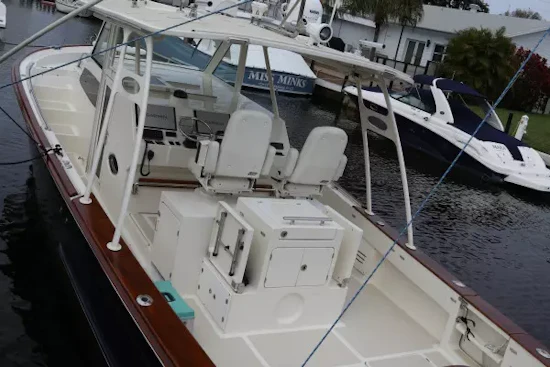 Marlow Prowler Havana 375 Yacht For Sale