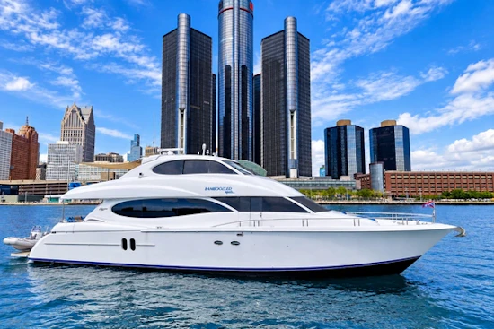 Lazzara Yachts 80 Skylounge Yacht For Sale