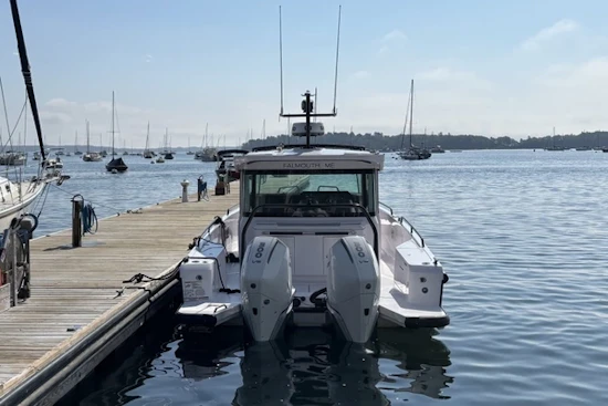Axopar 37XC Cross Cabin Yacht For Sale