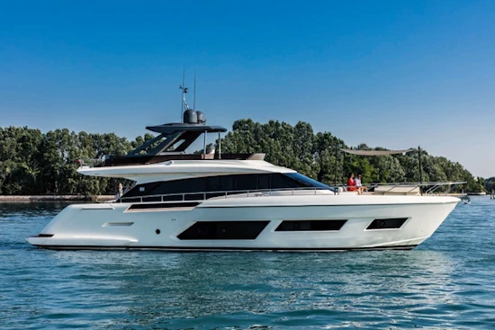 Ferretti Yachts 670 Yacht For Sale
