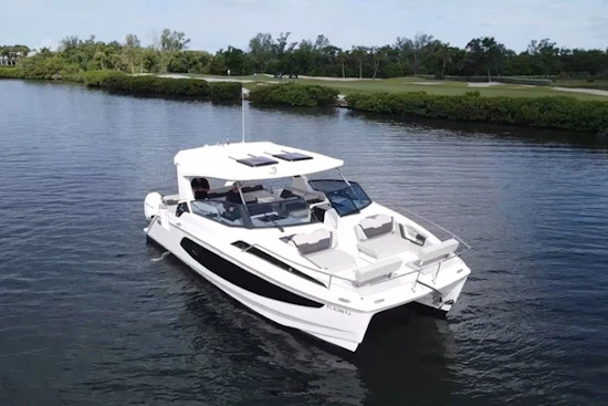 Aquila 36 Sport Yacht For Sale