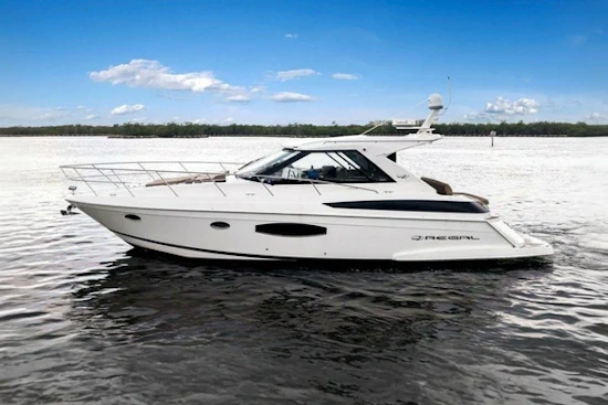 Regal 42 Sport Coupe Yacht For Sale