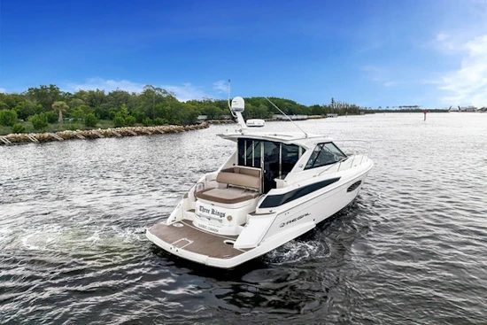 Regal 42 Sport Coupe Yacht For Sale