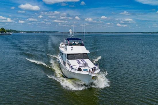 Hatteras 70 Cockpit Motor Yacht Yacht For Sale