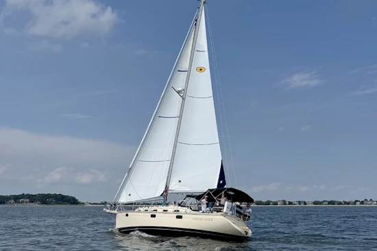 Island Packet 349 Yacht For Sale