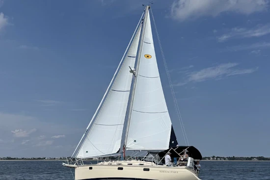 Island Packet 349 Yacht For Sale
