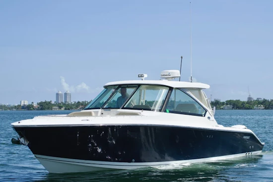 Pursuit  Yacht For Sale
