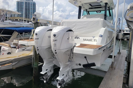 Jeanneau Leader 10.5 WA Series 2 Yacht For Sale