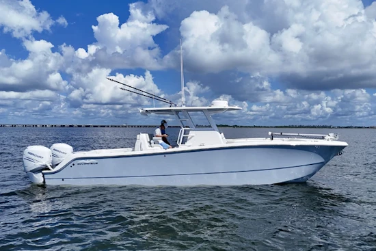 Invincible 33 Catamaran Yacht For Sale