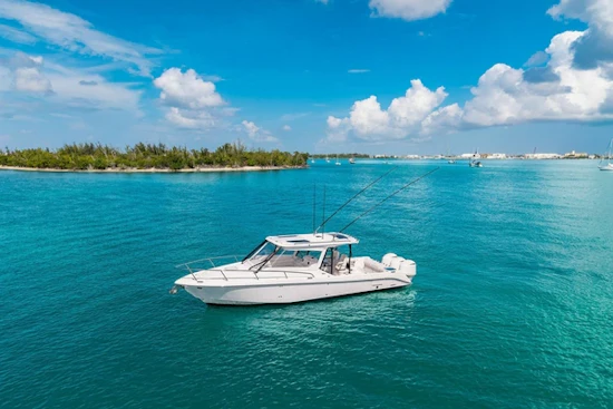Everglades  Yacht For Sale