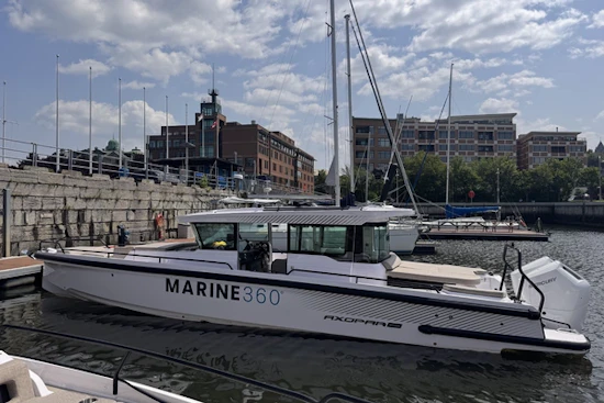 Axopar 37 XC Cross Cabin Yacht For Sale