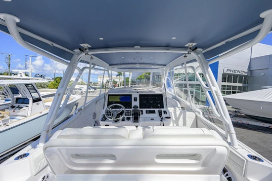 Intrepid 409 Valor Yacht For Sale