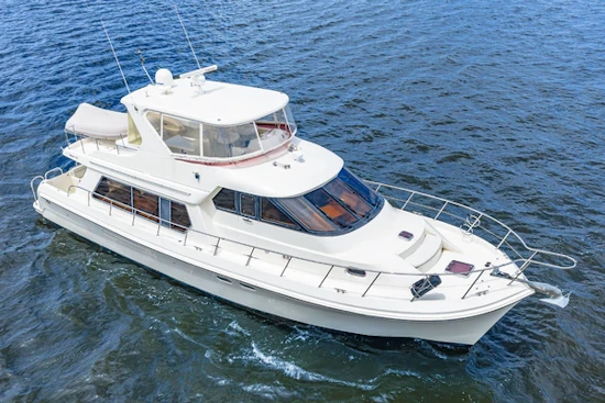 Hampton 558 Pilothouse Yacht For Sale