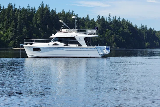 Beneteau Swift Trawler 30 Yacht For Sale