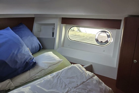 Beneteau Swift Trawler 30 Yacht For Sale