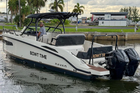 Navan S30 Yacht For Sale